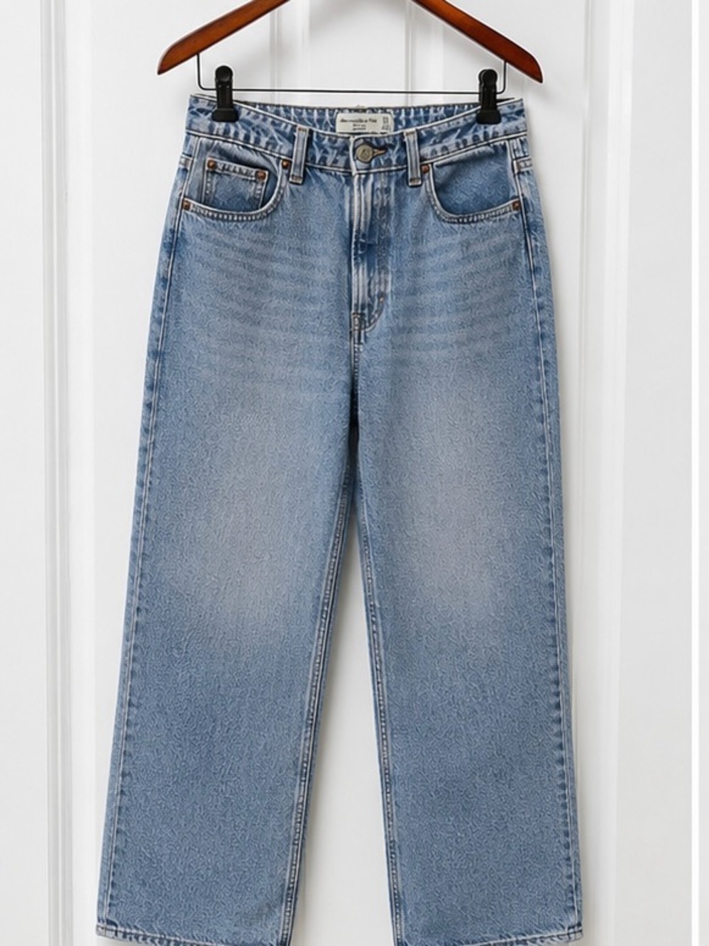 Abercrombie & Fitch Curve Love The Loose High Rise Jeans 31/12S Wide Leg EUC